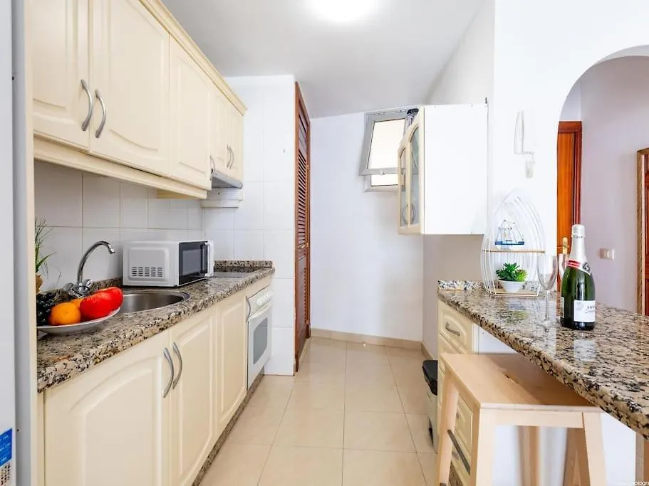 Cozy Apartment Playa Paraiso, Pool